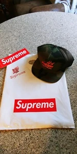 TAPA SUPREME FIRE 6 PANELES.. CAMUFLAJE BOSQUE..+ PEGATINA ELEFANTE ROSA Y SUPREME..BOLSO - Imagen 1 de 12