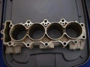 01 Kawasaki ZX-6R Cylinders WORN? 00 02 ZX6R ZX6 Engine Case Sleeve #90 - Picture 1 of 2
