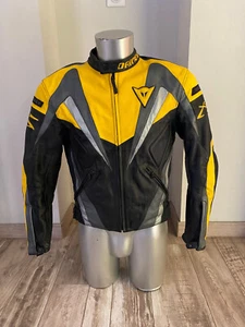 Motorcycle Jacket Black Leather And Yellow + Stays Dainese Rare Collector Size - Picture 1 of 8