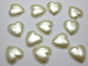 50 cuentas marfil corazón media perla 18 mm parte posterior plana álbum de recortes artesanía - Imagen 1 de 5