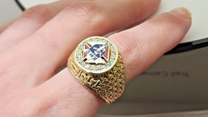 Knights of Columbus Gold-Tone Ring Size 10.5 CZ Stones K of C Emblem Base Metal - Picture 1 of 7