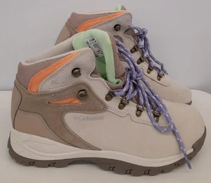 Columbia Women's Newton Ridge Plus Beige Orange brown SZ 10 Boots - Picture 1 of 5