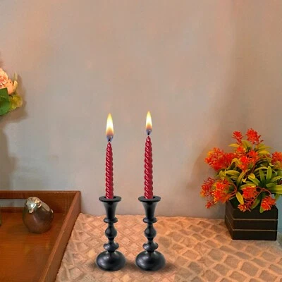 Juego de 2 candelabros de metal negro mate para interiores de Halloween Foto 1 de 4