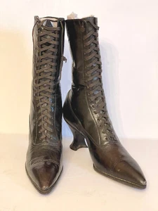 ANTIQUE VICTORIAN HIGH TOP BLACK LEATHER LACE UP SQUASH HEELS SHOES.  AWESOME! - Picture 1 of 12