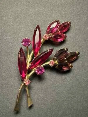 Broche deslumbrante 3,90 quilates marquesa simulado rubi vermelho folheado a ouro amarelo 14k - Imagem 1 de 4