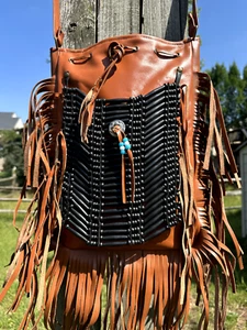 Echt Rindsleder Tasche Fransen Handtasche Western Style schwarz Perlen Schultertasche - Bild 1 von 9