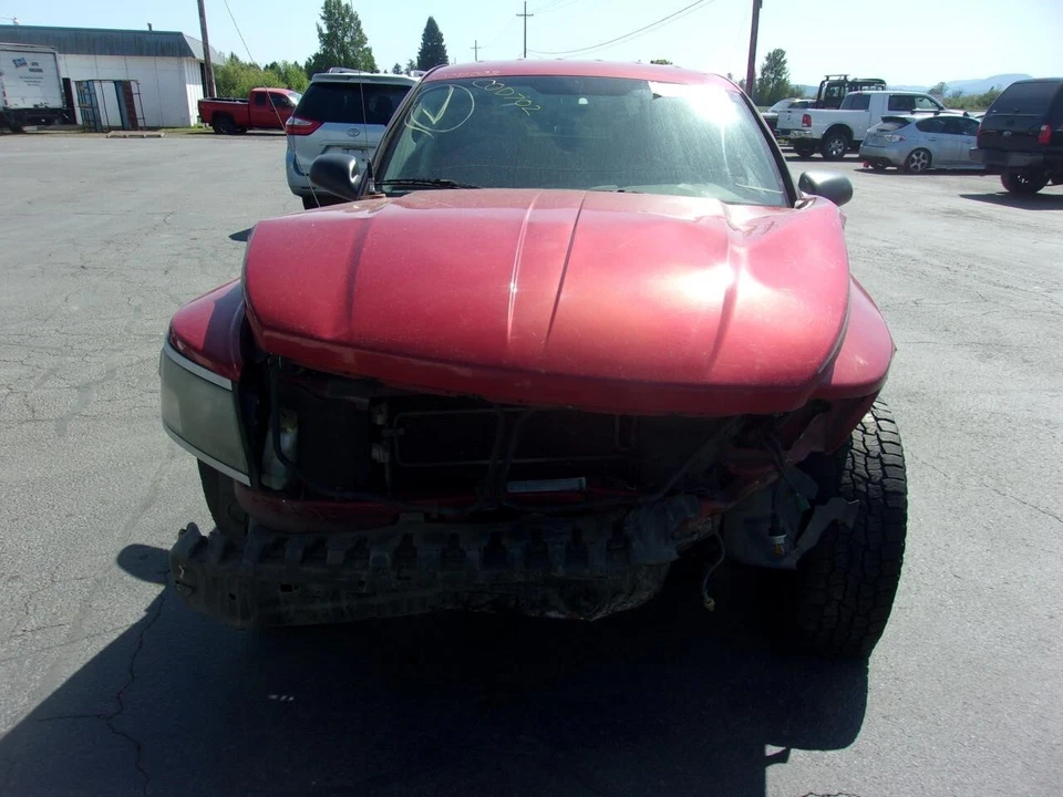 Used Front Left Seat Belt Front fits: 2010 Dodge Dakota bench seat split 40/20/4 - Image 1 of 4
