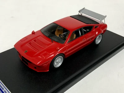 1/43 Looksmart Lamborghini URRACO 300 Bob Wallace Red LS13B - Image 1 of 4