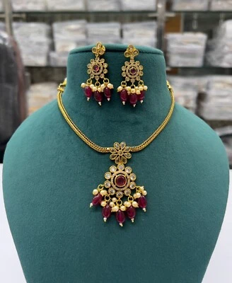 Juego de collar de joyería tradicional chapado en oro con pendientes para mujer y niña Foto 1 de 4