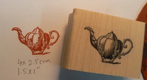 P12 Small Victorian Tea pot  Rubber stamp  WM  - Imagen 1 de 2