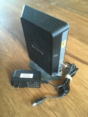 Cable módem de alta velocidad NETGEAR CM700 CM700-100NAS 1,4 Gbps DOCSIS 3,0 uso ligero Foto 1 de 4