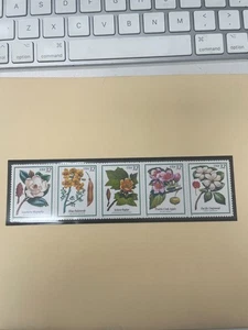 US Stamp 1998 Flowers Strip of 5 MNH - Picture 1 of 1