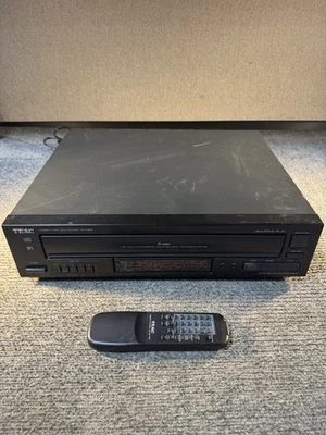 Teac PD-D2610 5 Disc Changer CD Player Tested Working Condition w/ Remote - Image 1 of 4