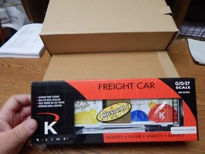 K-LINE K641-7409S CHRISTMAS MUSICAL BOX CAR W/BASE NIB LQQK - Picture 1 of 4