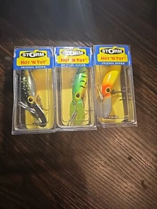 3 Storm Hot N Tot Rare Crankbait Fishing - Picture 1 of 4