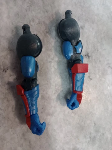 McFarlane DC Multiverse Armored Lex Luthor BAF Arms Cover