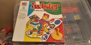 Twister Board Game 2004 MB Games Hasbro. Used. Vintage - Picture 1 of 8