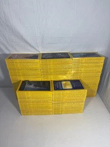 10 National Geographic Magazine 1980s–2000s No Duplicates Lot Random Issues - Picture 1 of 3