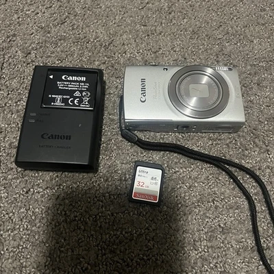 Canon PowerShot ELPH 180 20MP Digital Camera - READ - Image 1 of 4