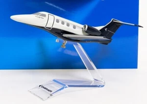 Lupa Embraer Phenom 100EV Private House Color Desk Top Jet Model 1/50 Airplane - Picture 1 of 10