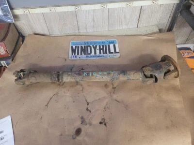 Передний приводной вал 1984 RAMCHARGER подходит для пикапа 80-86 DODGE 100  - Изображение 1 из 4