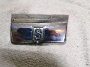 VW Typ 3 1500 1600  Stufe S- Zierplatte Kennzeichenbeleuchtung S-Badge Emblem - Bild 1 von 3