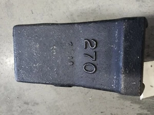 Tractor Bucket Digging Tooth 270 Sharp Penetration Surface Ripping - USA Made - Picture 1 of 7