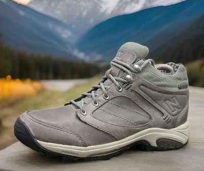 Womens New Balance 1569 Gore-Tex Hiking Boots Sz 9 Used WW1569GR Leather - Image 1 of 4