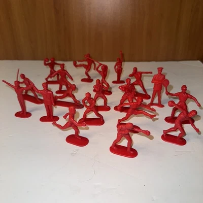 Винтажный 1976 Монреаль Олимпийских игр красный пластик фигурки лот из 19 - Изображение 1 из 3