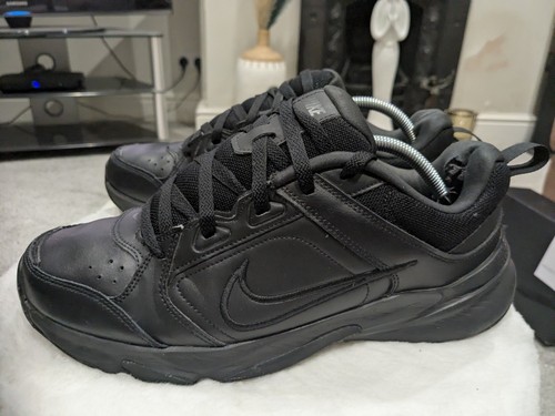 Nike Defy All Day Uomo Taglia 9 Nero Buone Condizioni