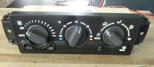 Chevy Tahoe Suburban Climate Heater A/C Control 15060162 00-02 I0325162 - Picture 1 of 6