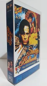 STRICTLY BALLROOM "Hip, Witty and Flamboyant," VARIETY DRAMA MOVIE PAL LIKE NEW - Picture 1 of 4