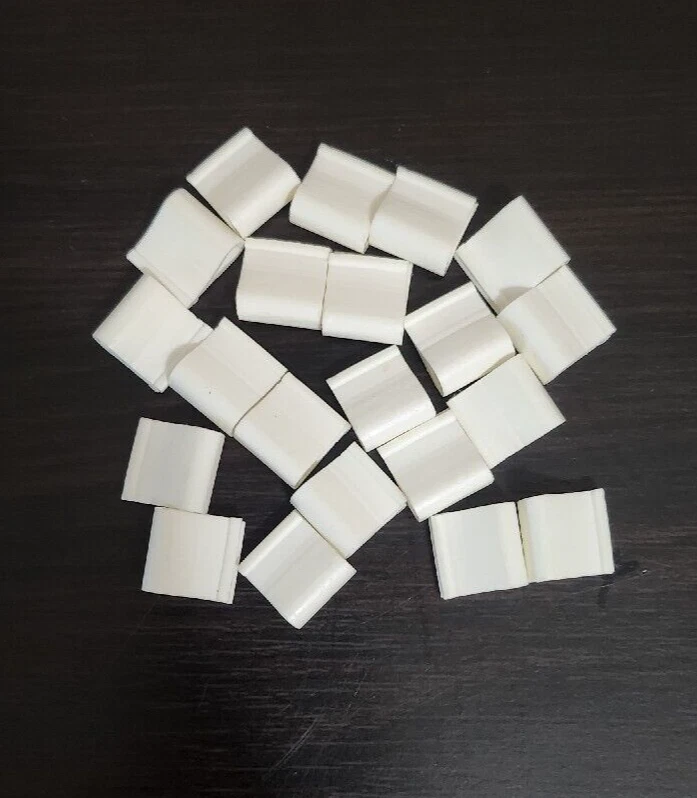 De colección 1970-Obra Maestra El Juego Subasta de Arte - Piezas de repuesto - Clips (21) Solo Foto 1 de 1