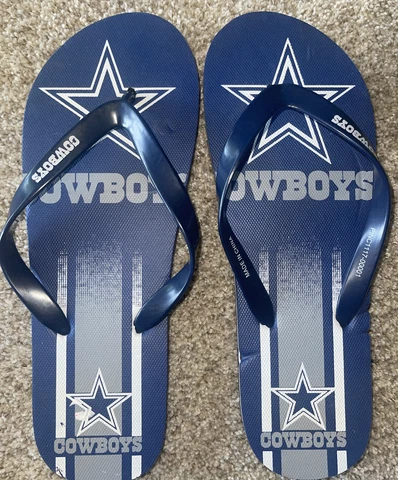 Dallas Cowboy Flip Flops Size Large Men’s Size 10-11 Brand New No Tags Cover