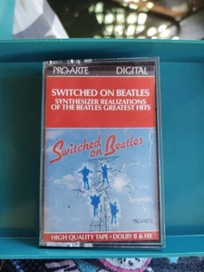 1988 Vintage Beatles Cassette in Nice Condition - Picture 1 of 5