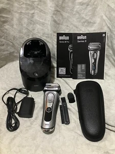 Afeitadora deportiva Braun Serie 9 con sistema de limpieza y carga tipo 5791 - Imagen 1 de 9