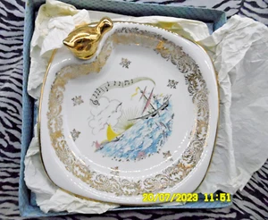 E4/ VINTAGE ASSIETTE ANCIENNE A BOUILLIE BEBE PORCELAINE DE FRANCE PARIS BATEAU - Picture 1 of 5