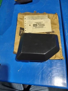 Genuine OEM Toro Cover 81-0120 Bin 28 - Picture 1 of 2