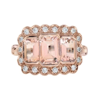 Anillo de tres piedras estilo antiguo de morganita y diamantes de oro rosa de 18 quilates Foto 1 de 4