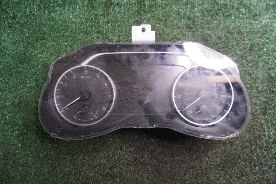 Cuadro medidor velocímetro Nissan Murano 2022 2023 2024 OEM 248105AA5A SIN VIN Foto 1 de 4