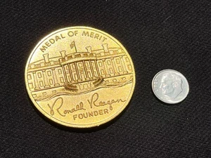 Vintage Ronald Reagan Medal of Merit Münze 2" Republican Presidential Task Force - Bild 1 von 6