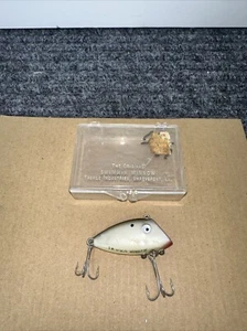 Vintage Tackle Industries Swimmin Minnow Fishing Lure White - Picture 1 of 7