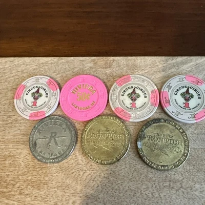 CIRCUS CIRCUS  RIVIERA FRONTIER LAS VEGAS NEVADA POKER CHIPS CASINO TOKEN - Image 1 of 4