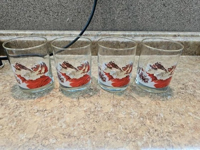 Copos de Coca-Cola Papai Noel 4" H aro dourado conjunto de 4 - Imagem 1 de 4