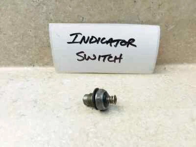 Interruptor indicador de motor presión de aceite Yamaha XS1 650 1970 de colección PJ-14 Foto 1 de 3