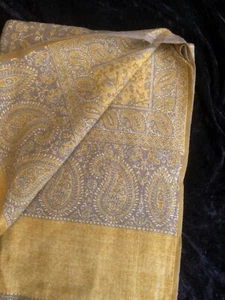 TIBETAN YAK WOOL SHAWL/LIMITED /UNISEX/REVERSIBLE/OVERSIZE/FLORAL PATTERN - Picture 1 of 2