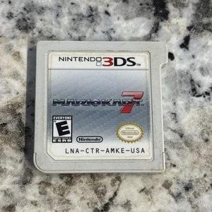 Mario Kart 7 - Nintendo 3DS - Picture 1 of 2