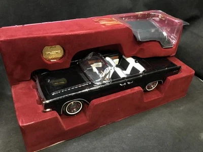 Lincoln Convertible Continental Negro Escala 1:18 Die-Cast Modelo Coche [Firma] Foto 1 de 4