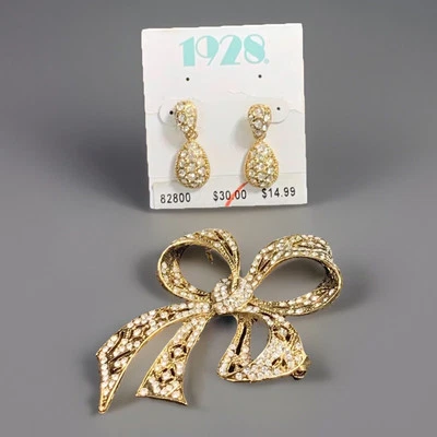 Brooch Bow Large Filigree 1928 Jewelry Company Glass Rhinestones Earrings Set - Image 1 of 4