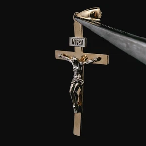 14KT Yellow Gold Religious Cross Pendant/Charm – 1.86g (1.20 DWT) - Picture 1 of 14